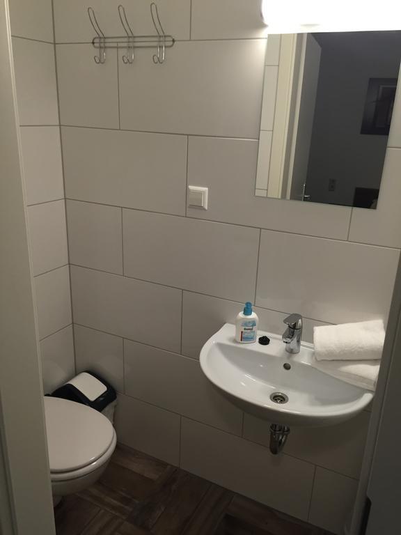 Hotel Engel Waldbronn Rum bild